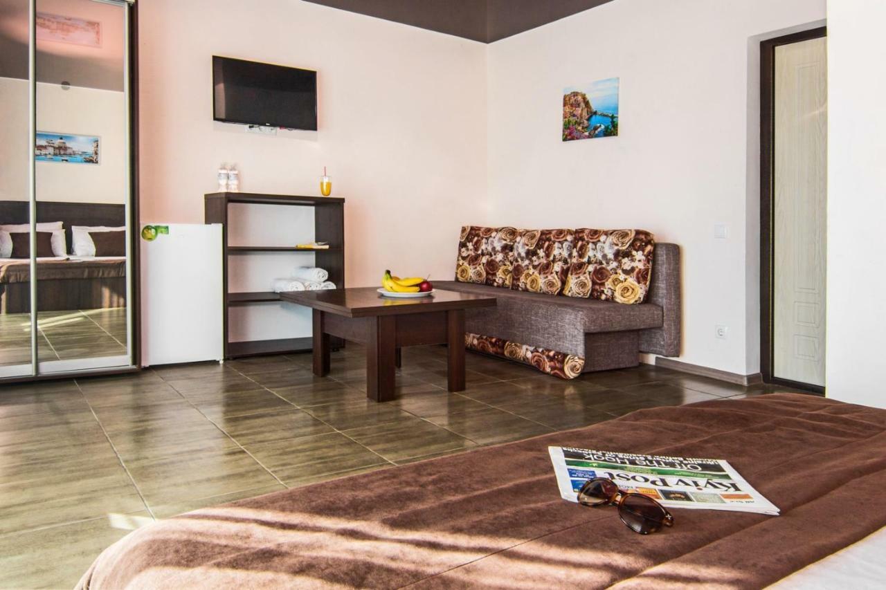 Marmaris Hotel Skadovsʼk Eksteriør billede